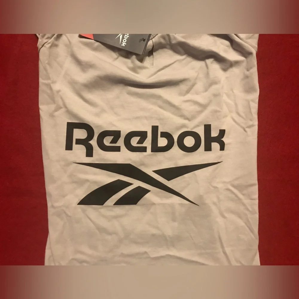 NWT Reebok Dog Tee Shirt - Picture 6 of 10